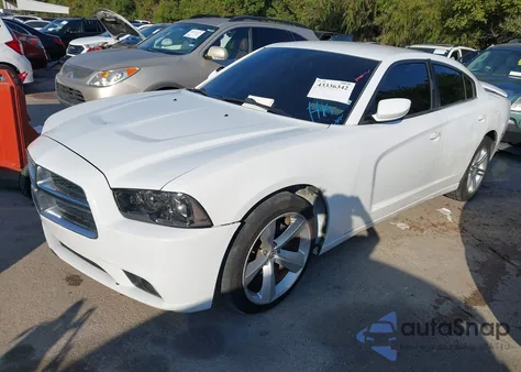 2011 Dodge Charger from USA, damaged, VIN 2B3CL3CG6BH556330